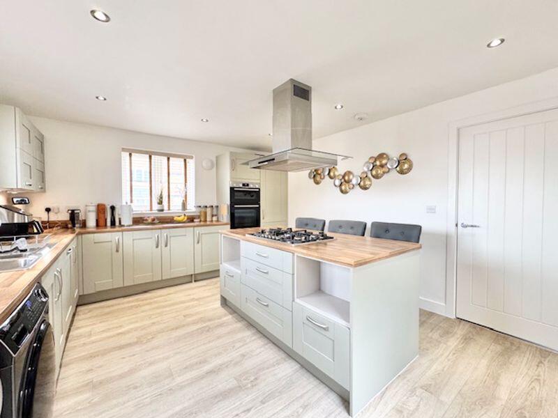 Breakfast kitchen view 2