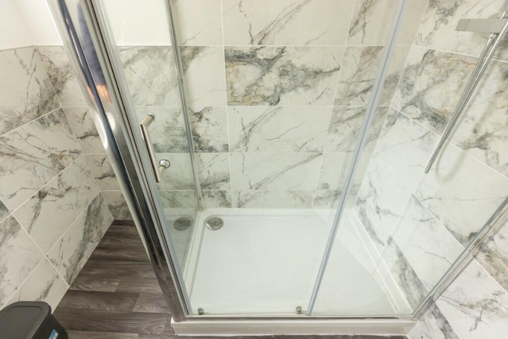 1st Floor Shower Rm