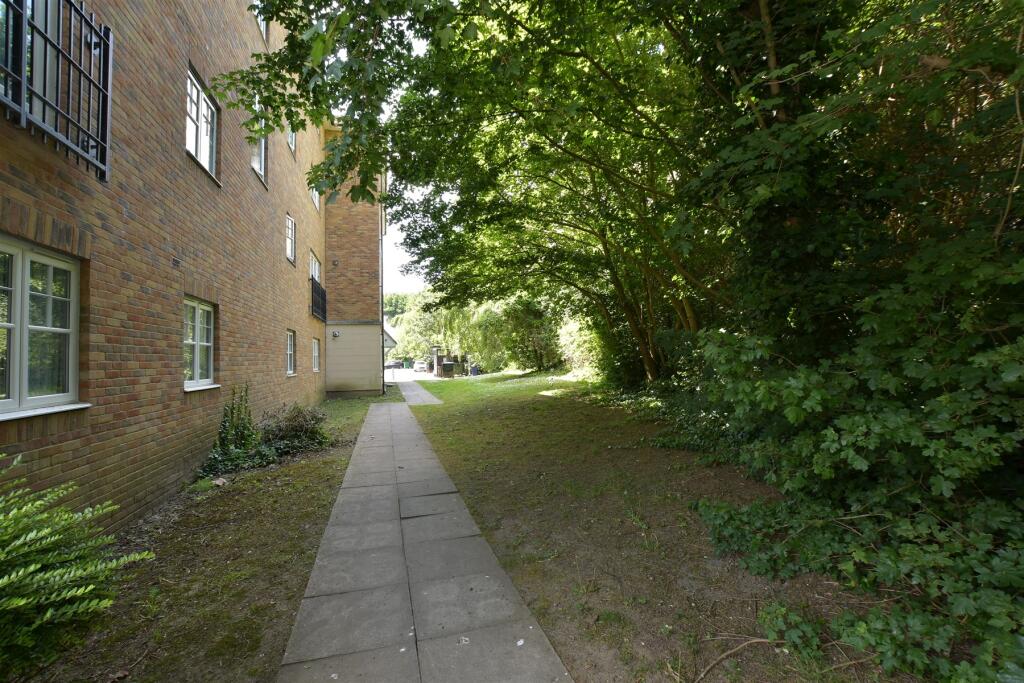 Communal Gardens