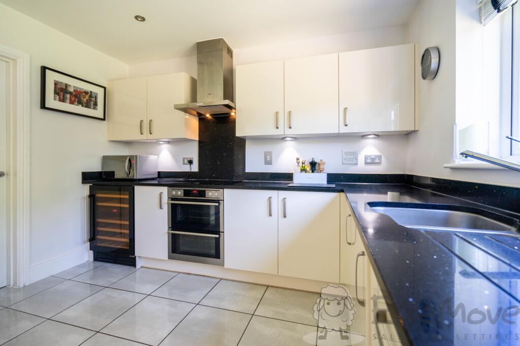 Fully Integrated Kitchen into Utility Room