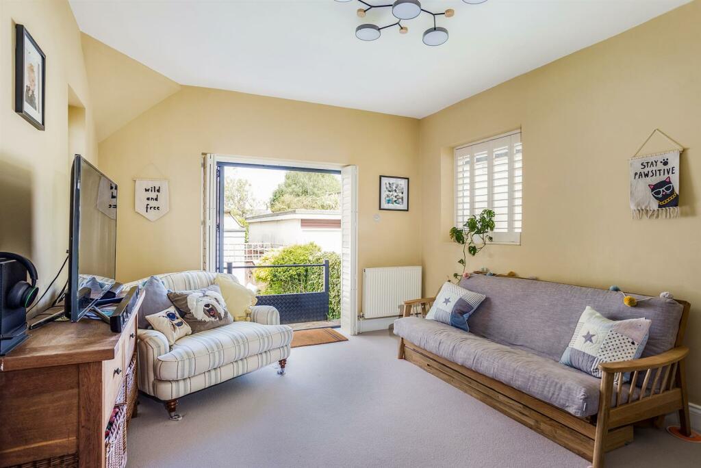 71714_Glaston-House-Battledown  (5)_low.jpg