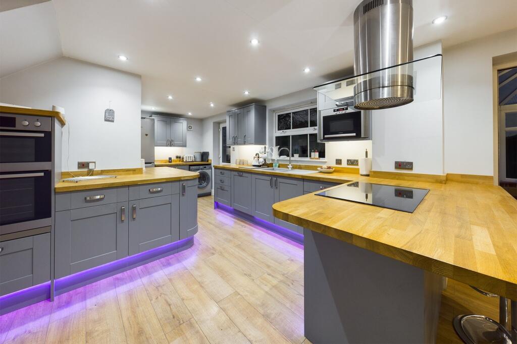 Kitchen / Diner