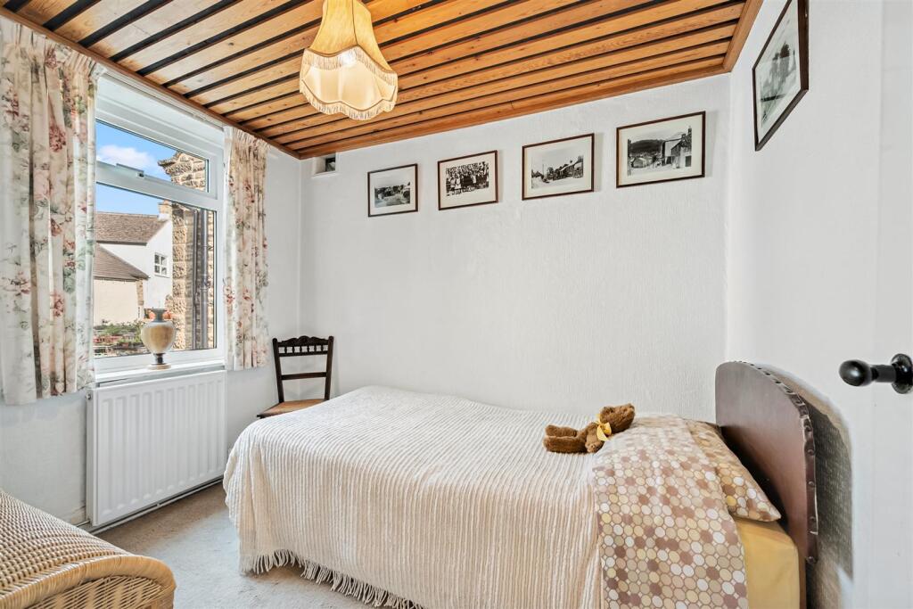 Saxton Mee Brookside 0008.jpg