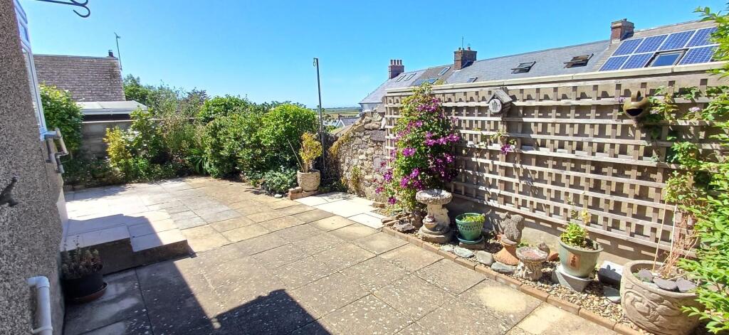 5 bryn rear garden.jpg