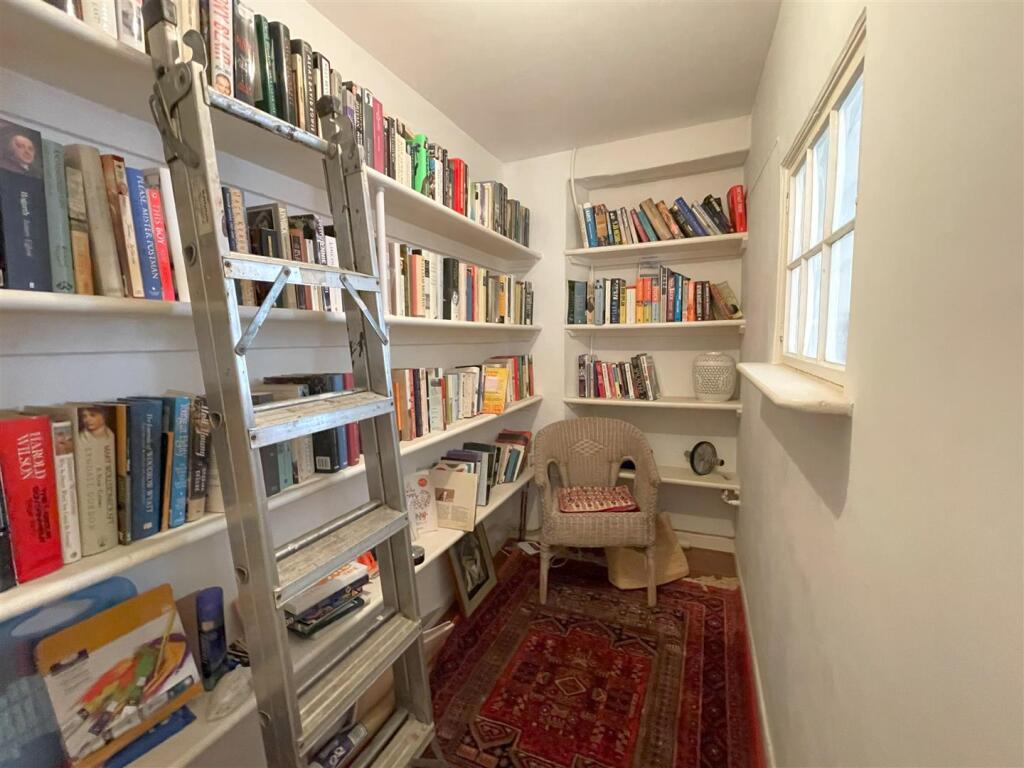 reading room .jpg