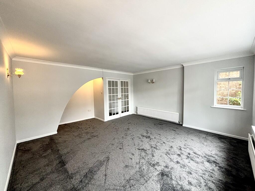 CE9EF8DA-B66D-4FF...