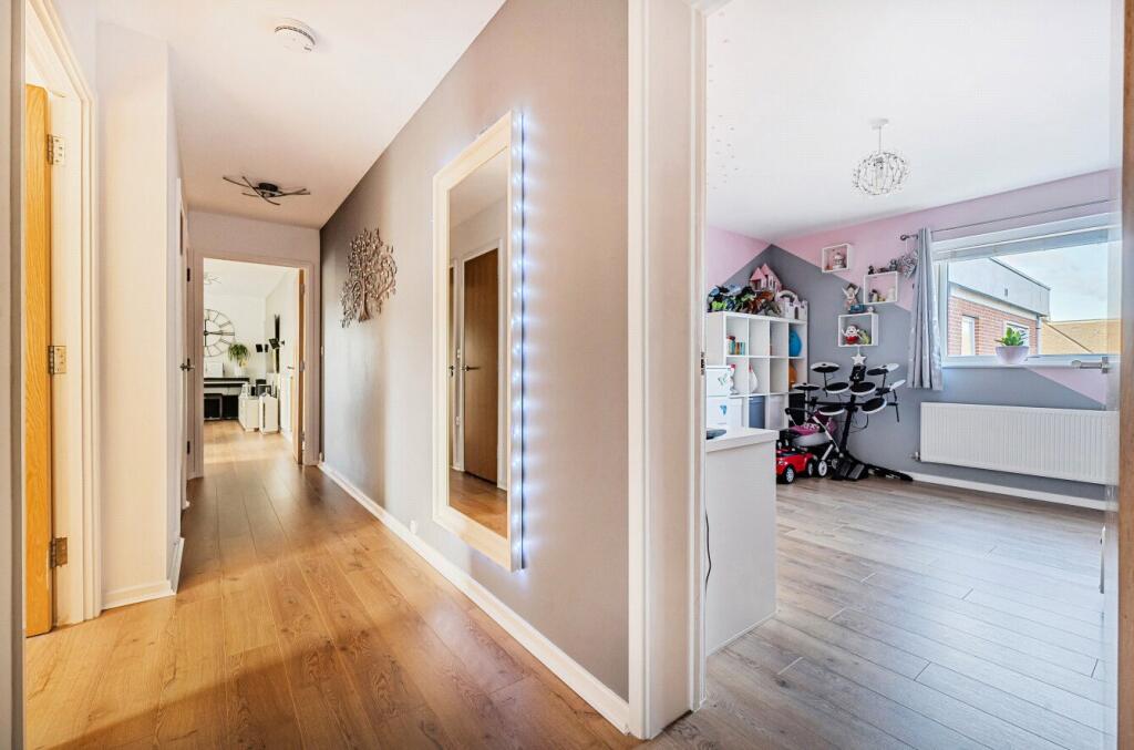 1381868-10-691b42...