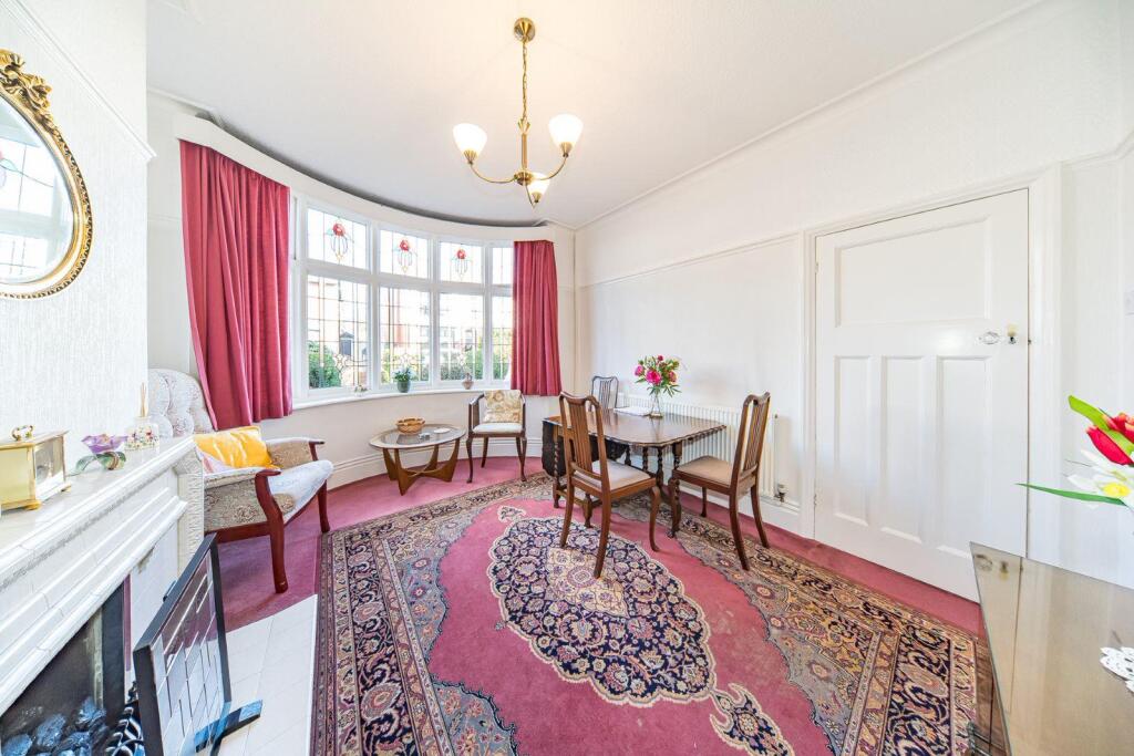 16 Old Lane lounge 2.jpg