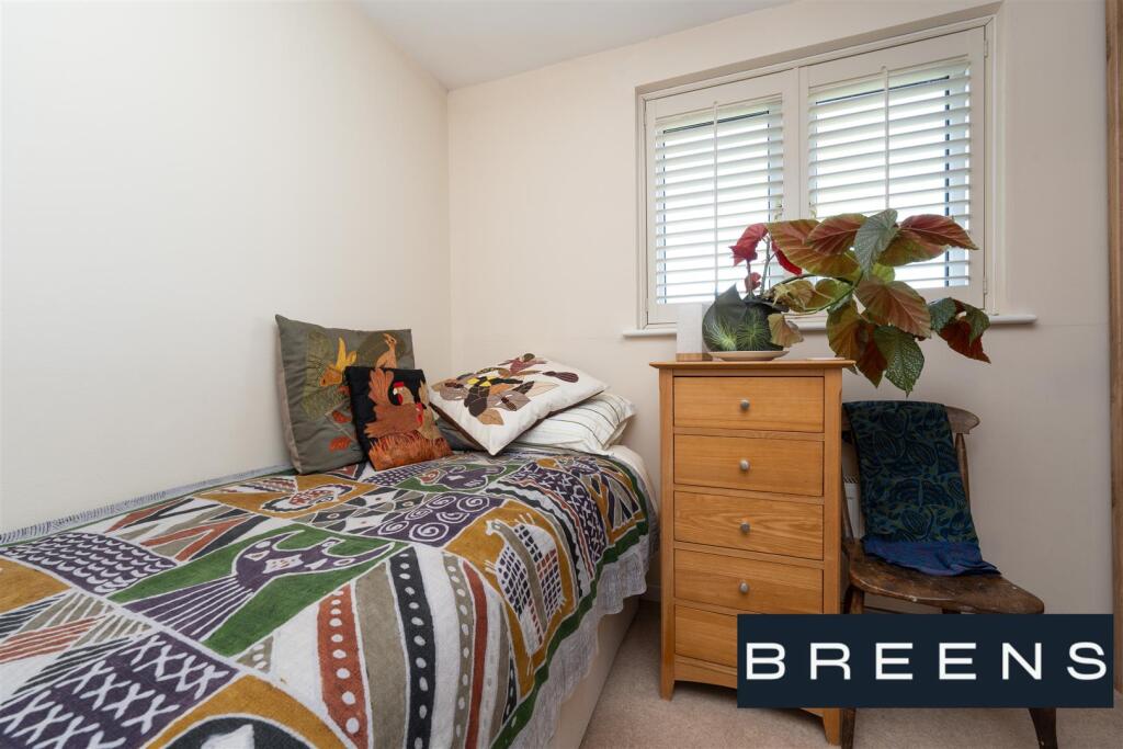 21 Mapleton Road_0017.jpg