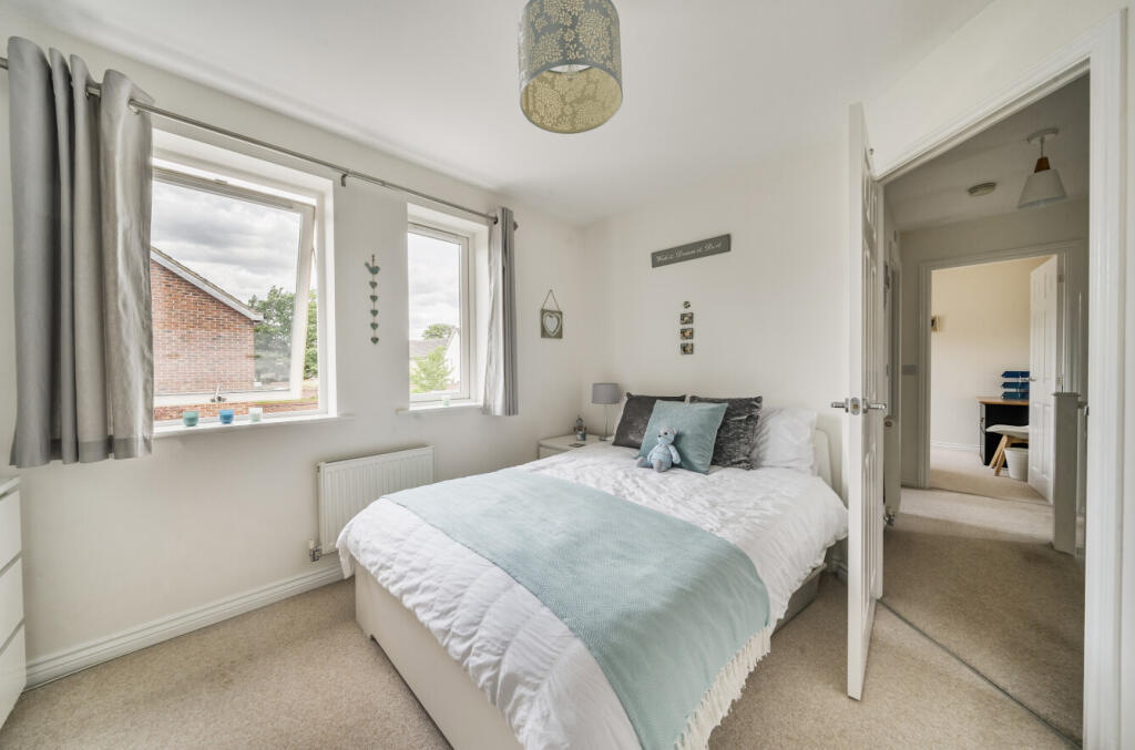 1320099-15-686694...