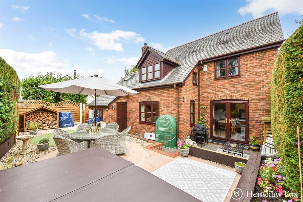 Ph4_5374327 - Copy.jpg