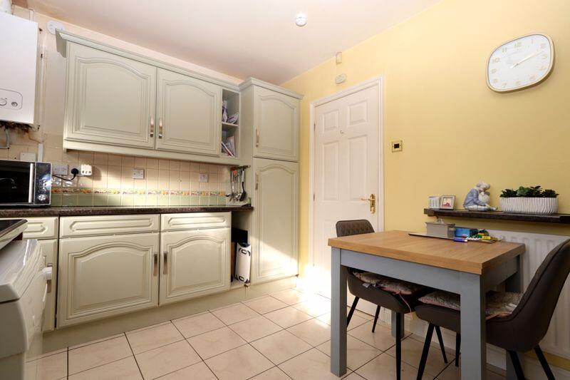Breakfast Kitchen 
