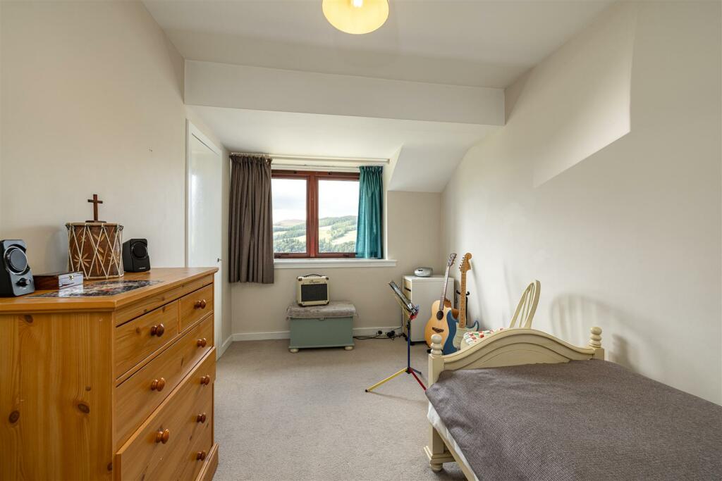 4 Bemersyde Crescent Selkirk 21.JPG