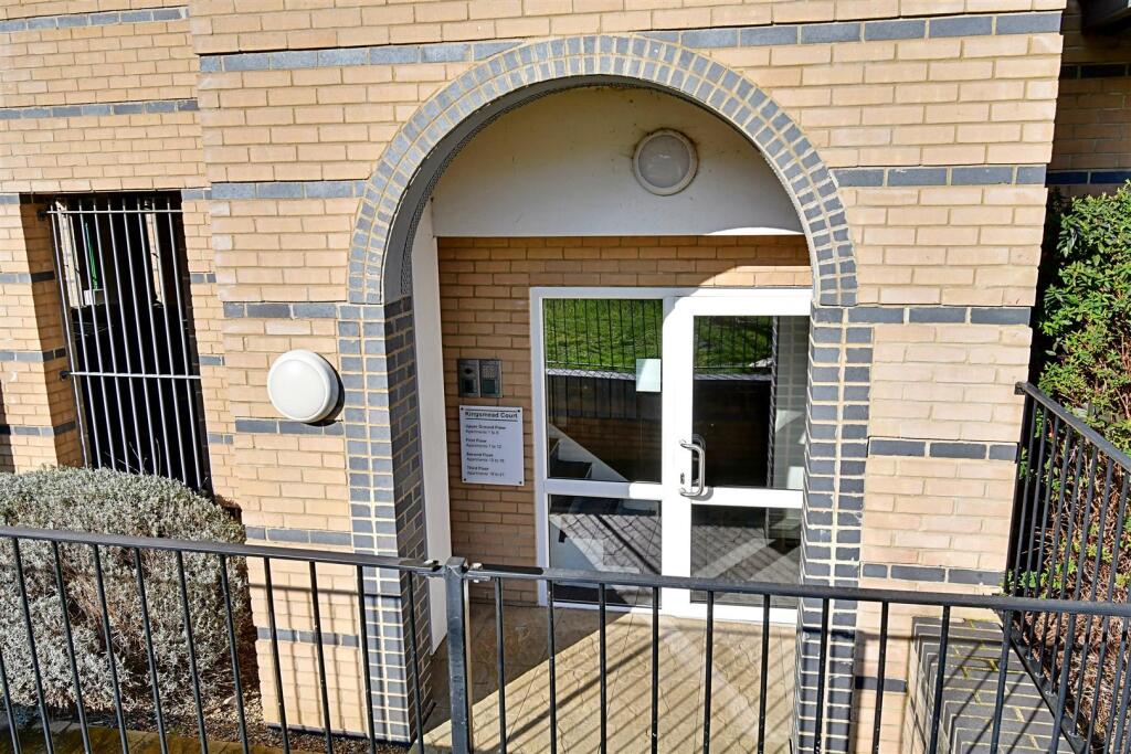 Communal Entrance.jpg