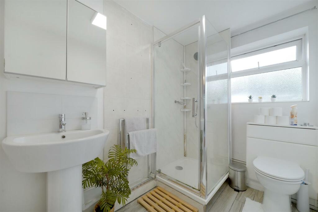 3 Sheppards Court, Horsenden Lane North - 1yTKJRdC