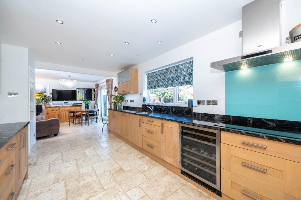 Kitchen Day Room