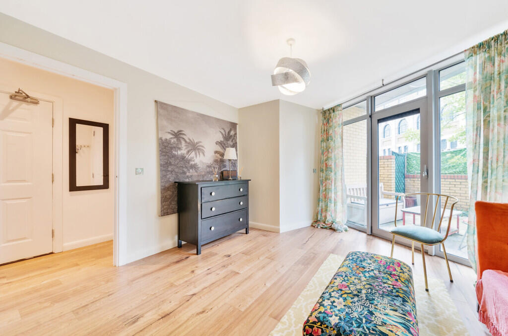 1135702   (15).jp...