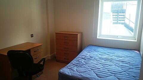bedroom 1/4