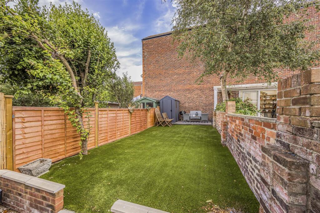 23 Leopold Street, Southsea-PorticoMarketing-SoldB