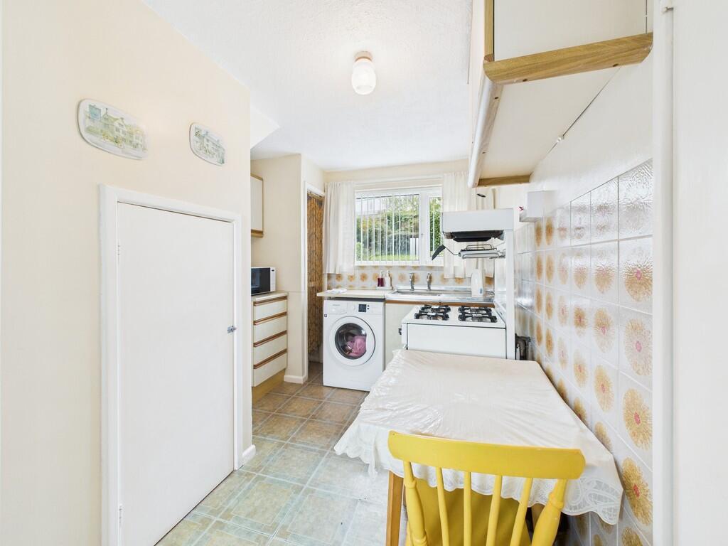 CAM03974G0-PR0229...