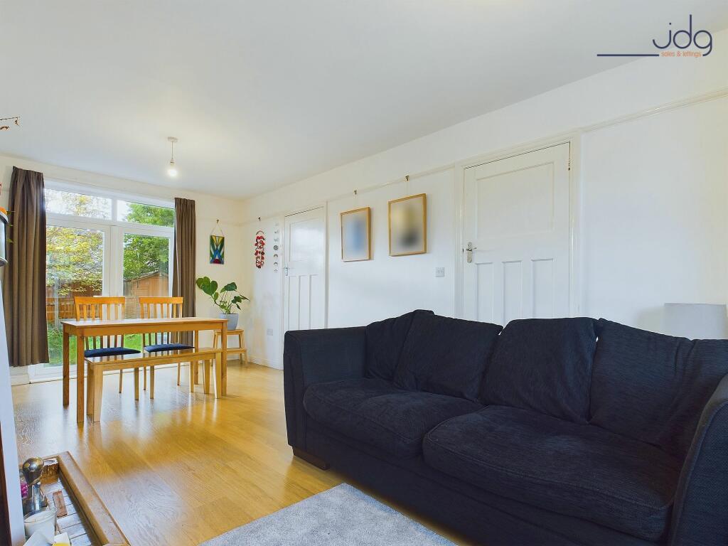 Open plan lounge diner