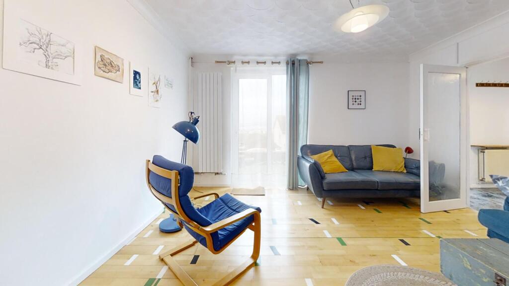 Harbour-View-Road-Portland-Dorset-UK-Living-Room