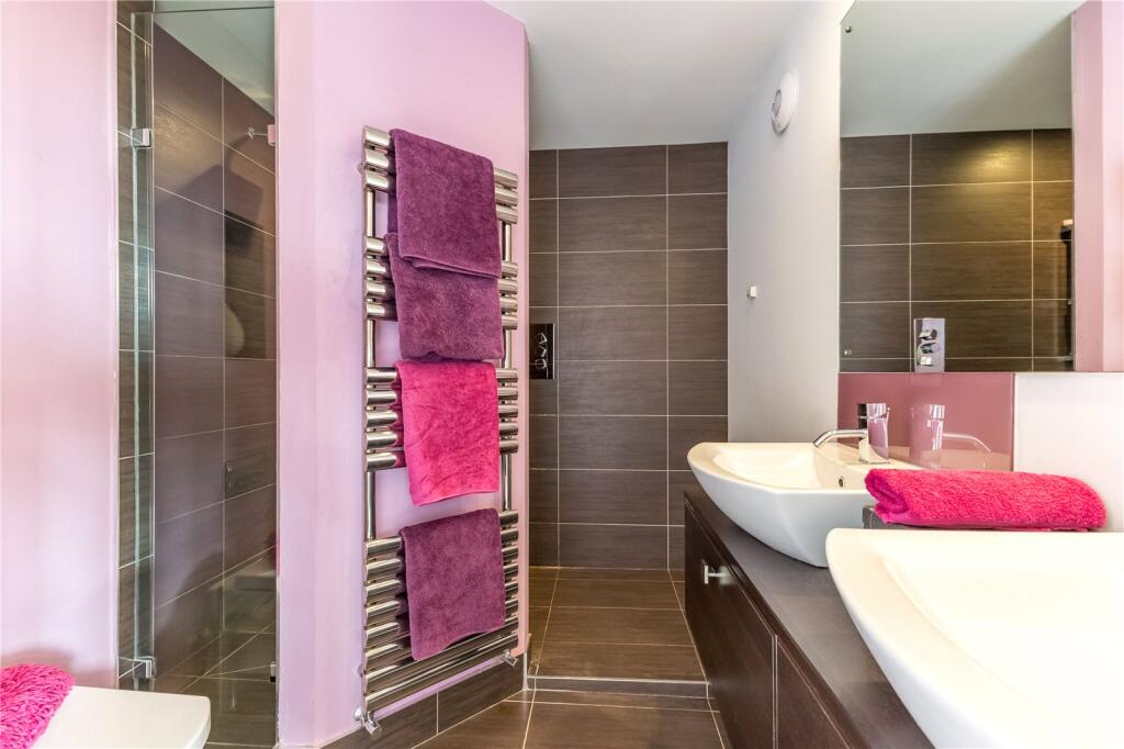 En Suite Shower Room