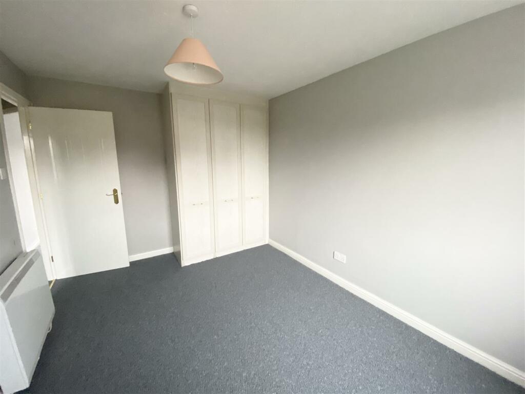 Bedroom 1.jpeg