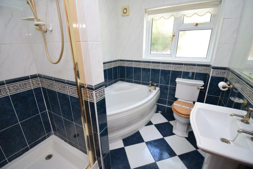 Ground Floor Bathroom.JPG