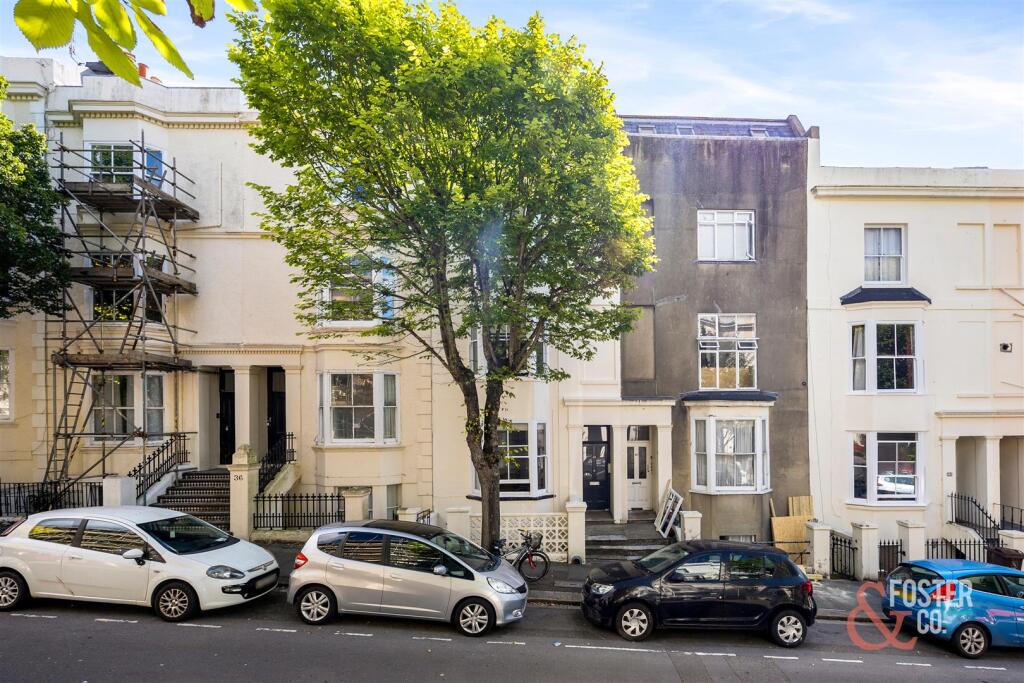 York Road 34, Basement Flat-021.JPG