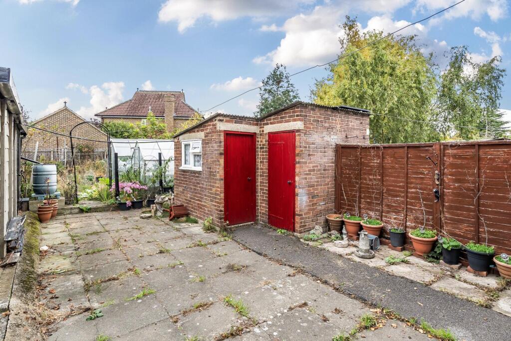 1369261-16-68f131...