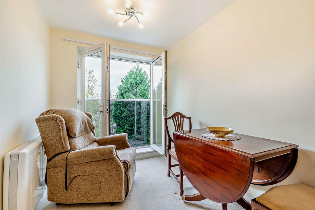 8578872-interior13-800.jpg
