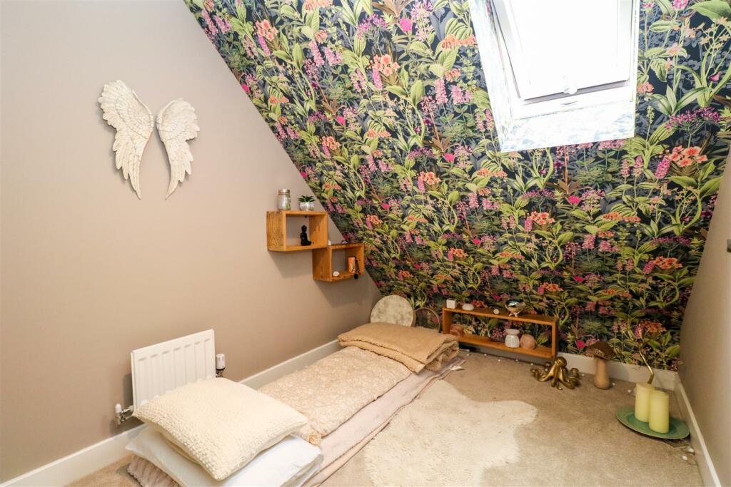 Treatment Room/Study