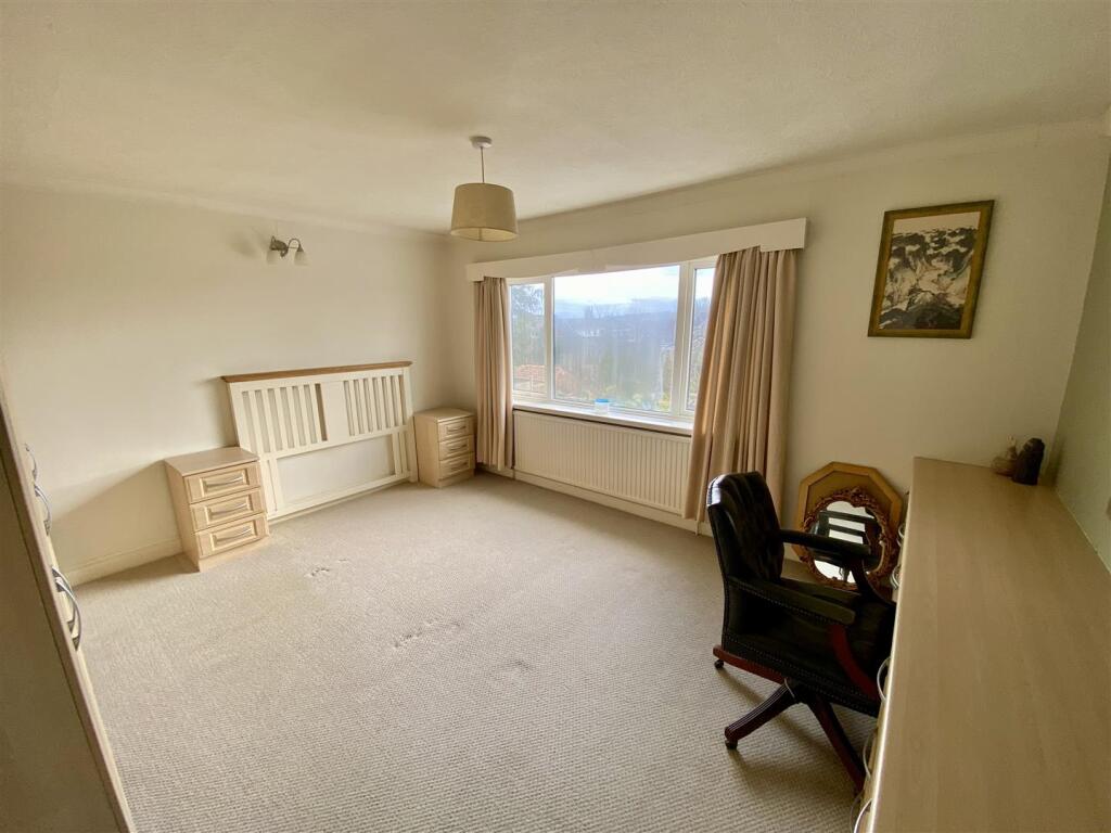 Bramleys Estate Agents - 67 West Royd Avenue - Mir