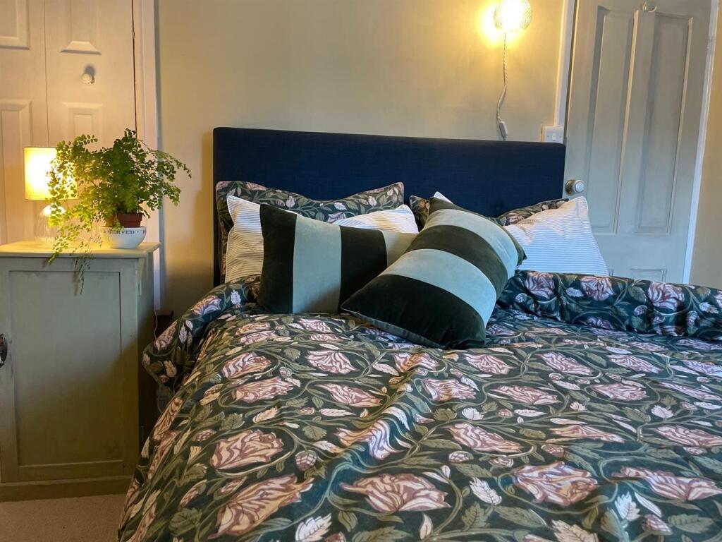 Photo 15-09-2025, 15 15 41 (7) (1).jpg