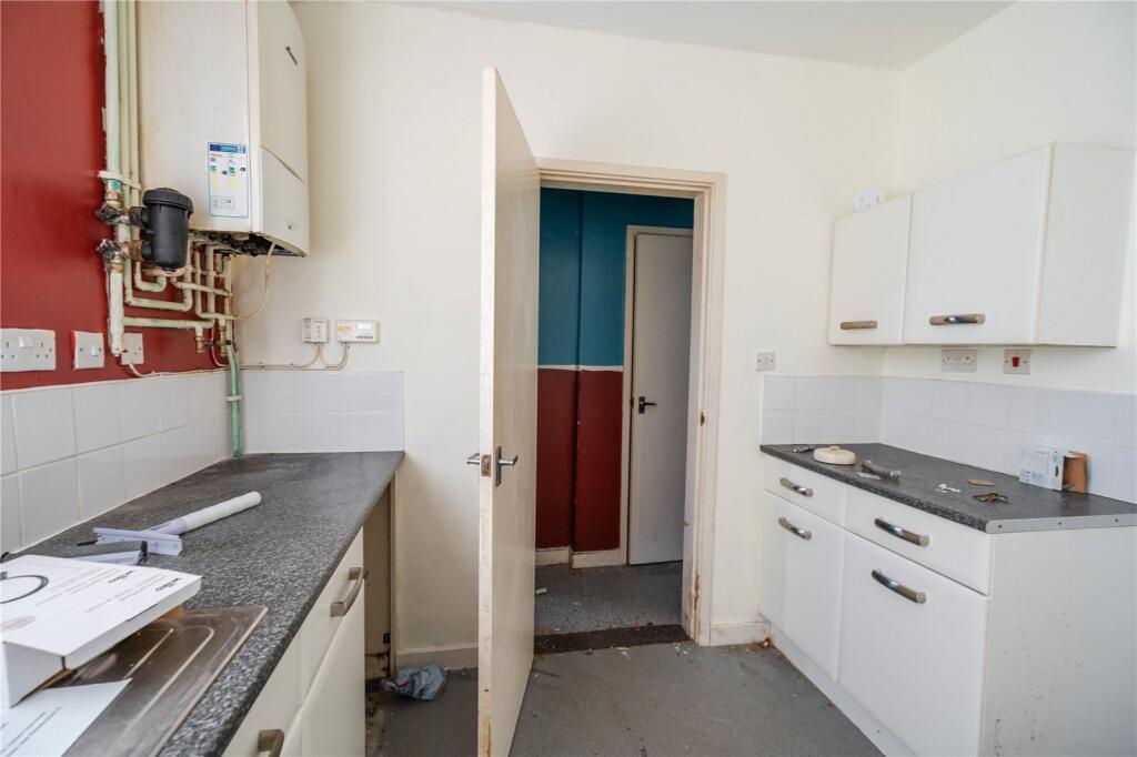 Kitchen (2)