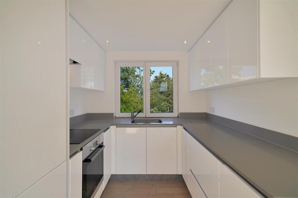 Flat 4, 25 Brougham Road - p7576qPvLZ6fsnDSMKr1.jp