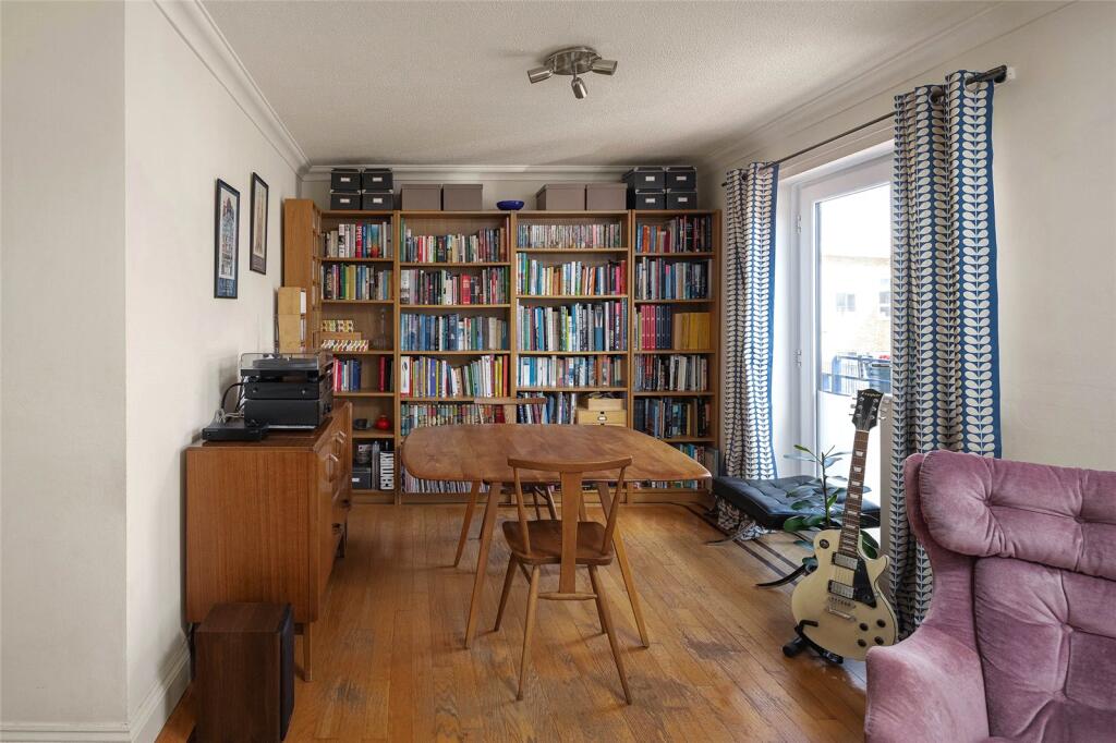 Hunslett Street, E2