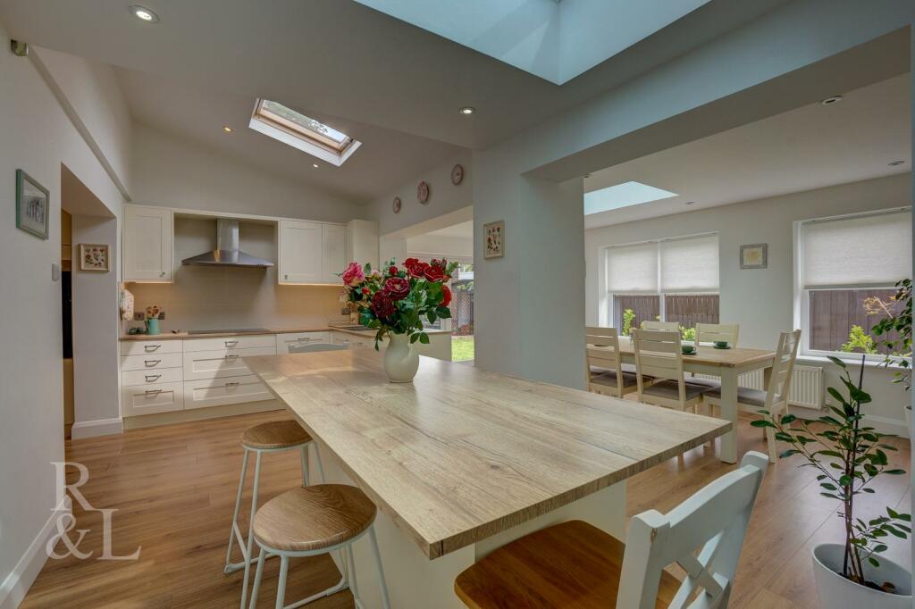 Waltham Close (44).jpg