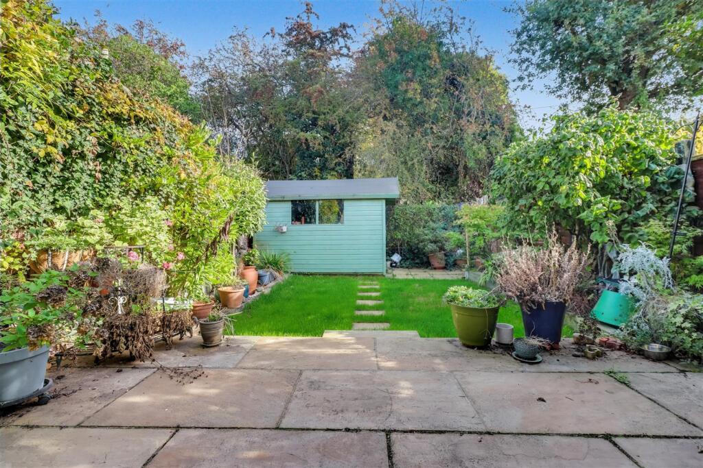 66 BEAUCHAMPS DRIVE INSIDE-17.jpg