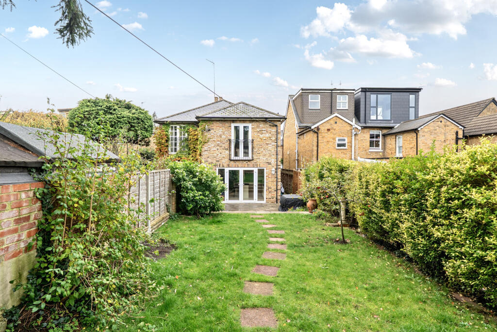 1372662-6-6908a17...