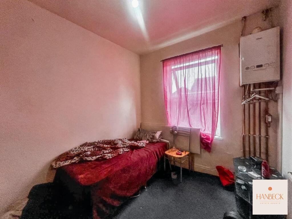 WhatsApp Image 2025-07-21 at 09.40.27 (3).jpg