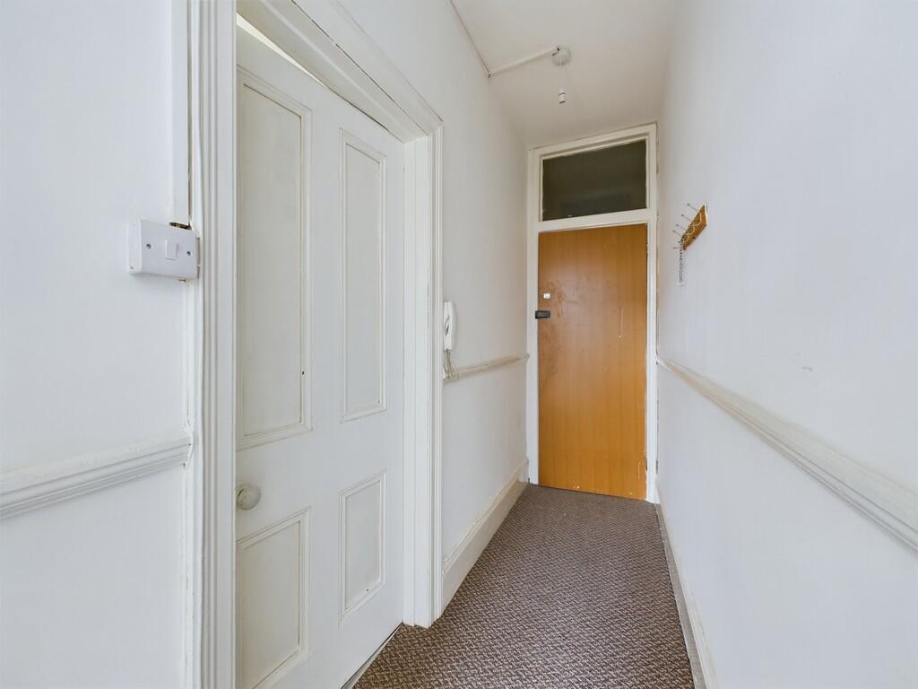 CAM03974G0-PR0025...