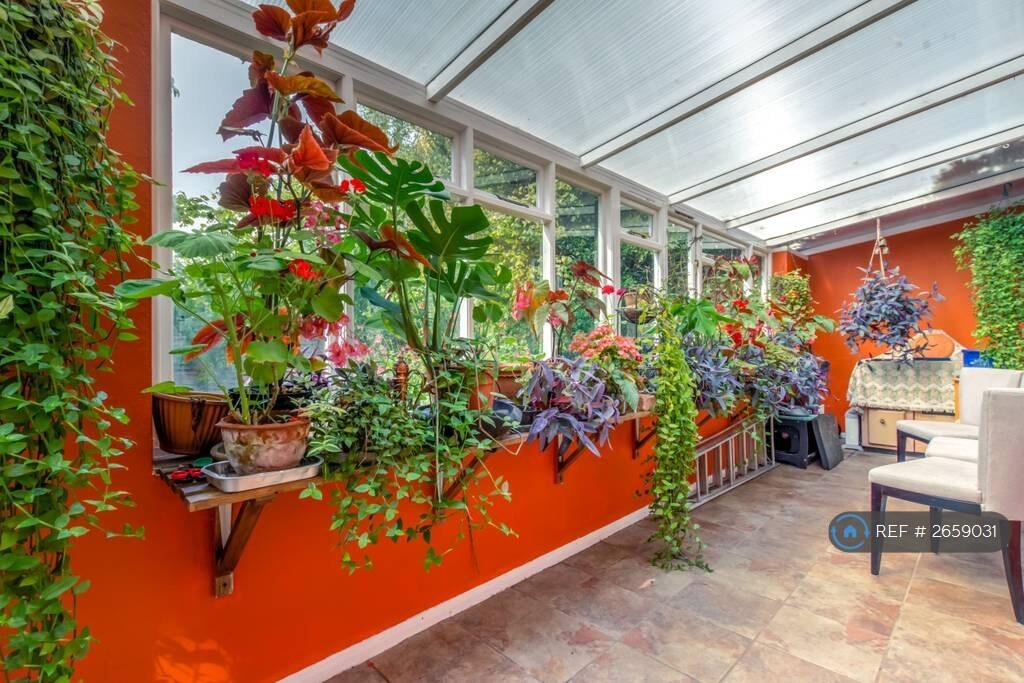 Garden Room