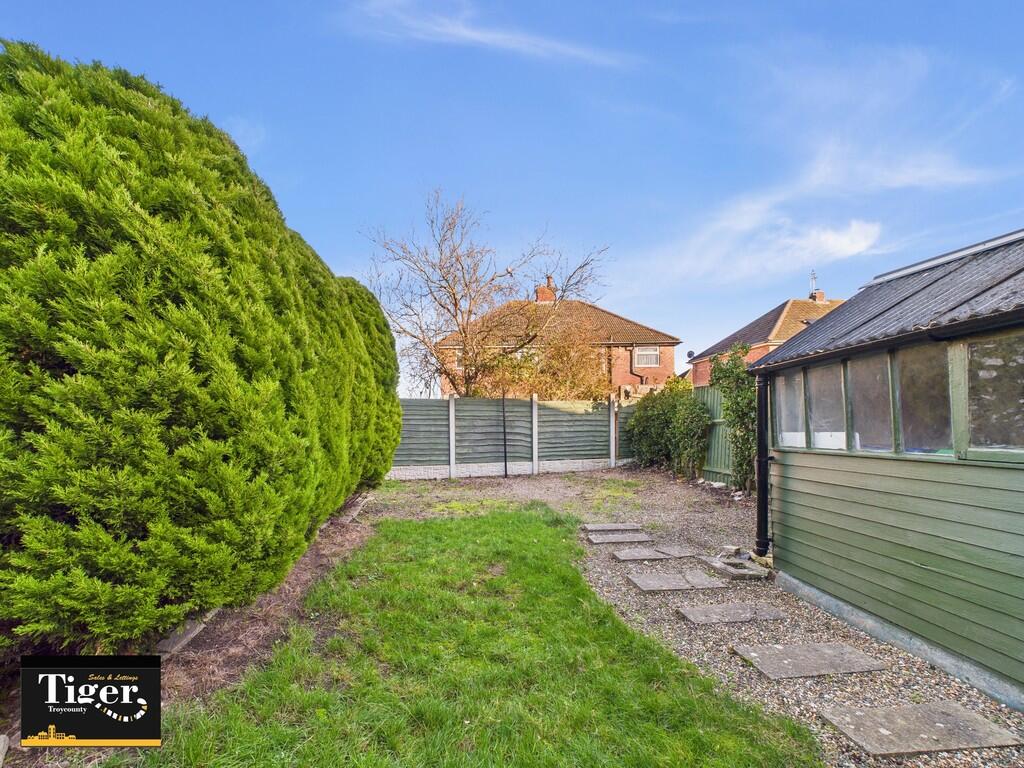 CAM02176G0-PR0761...