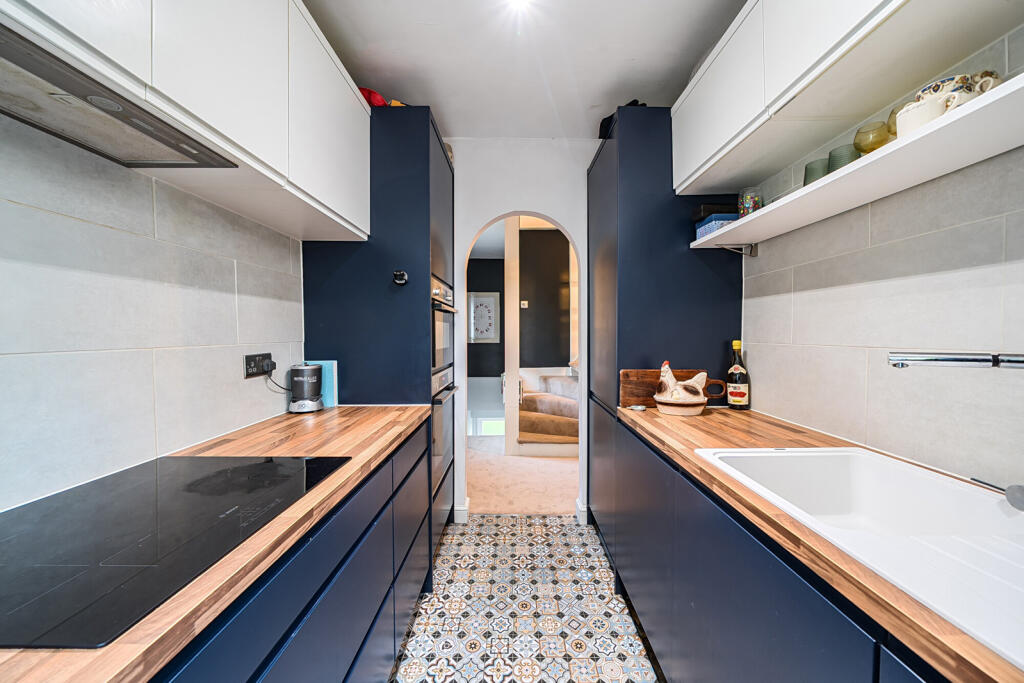 1368883-12-68f65a...