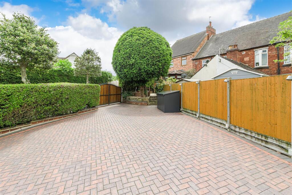 The Common, Baddesley Ensor