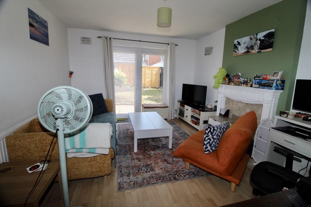 6CE0E143-B78E-4E2...