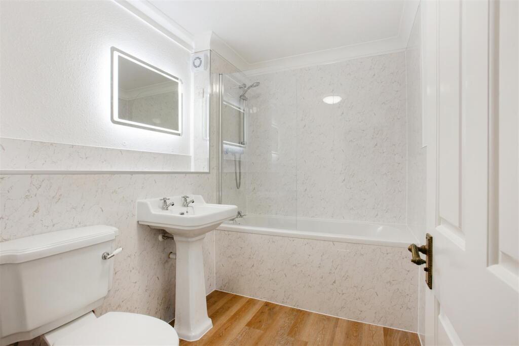 156 The Close (21).jpg