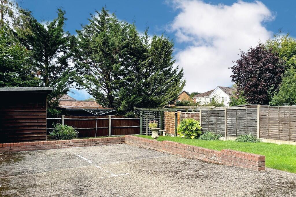 Communal Rear Garden